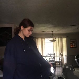 I am selling a men’s jacket